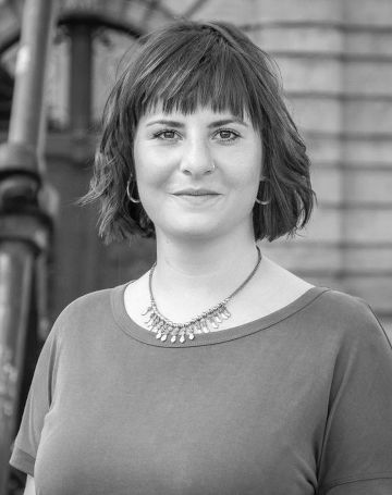 Esther Merkelt